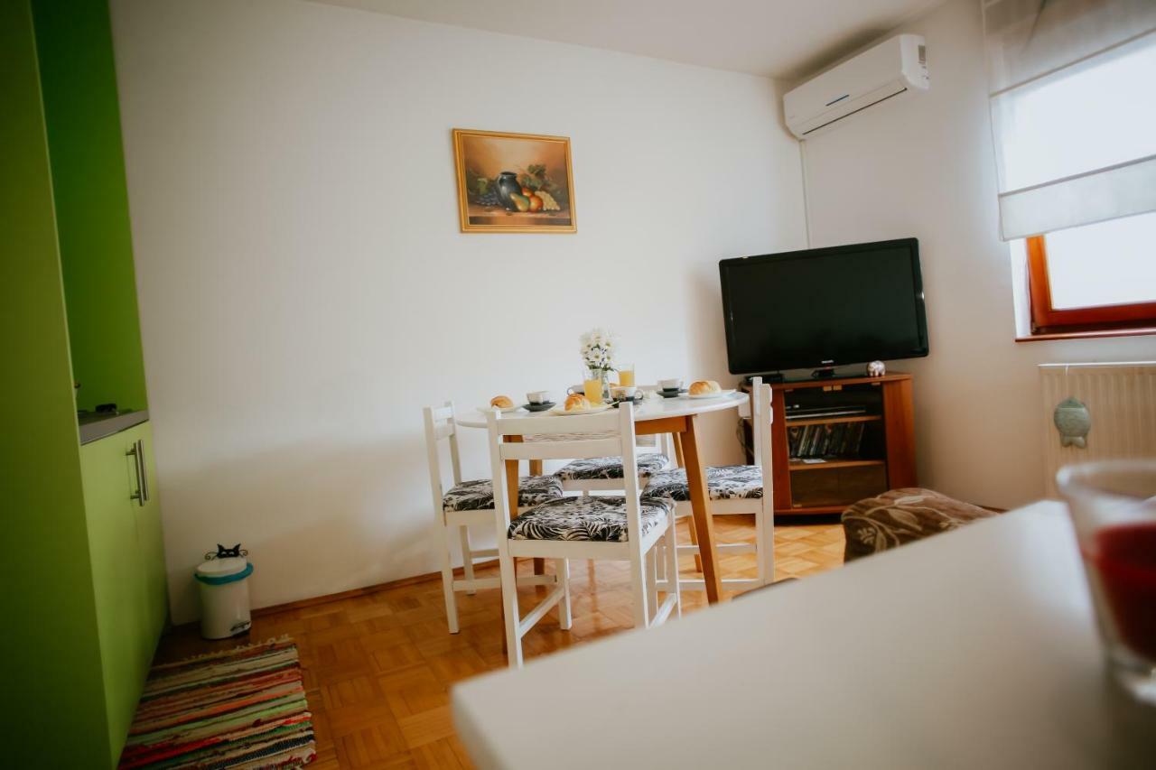 Petros Apartmani Вуковар Екстер'єр фото
