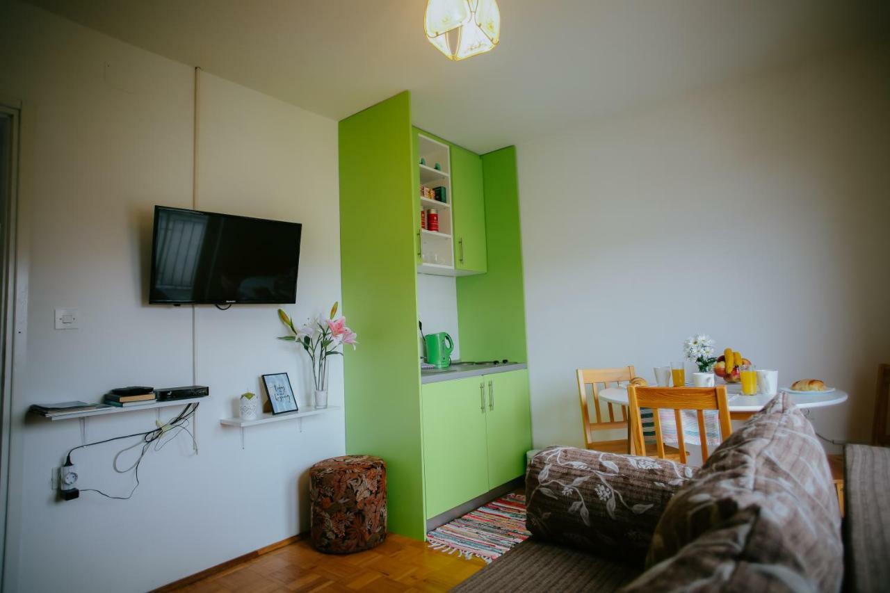 Petros Apartmani Вуковар Екстер'єр фото